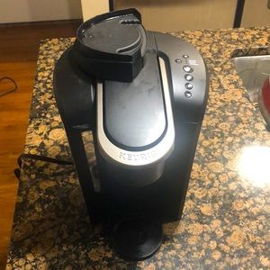 Keurig coffee maker (used)